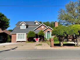 7616 Utica Ave in Lubbock, TX - Building Photo