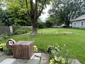 56 E Main St in Greenwich, OH - Building Photo - Building Photo