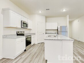 192 Hynes St in Bethlehem, GA - Foto de edificio - Building Photo