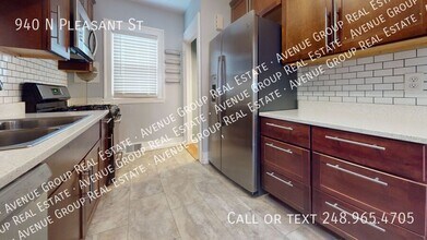 940 N Pleasant St in Royal Oak, MI - Building Photo - Building Photo