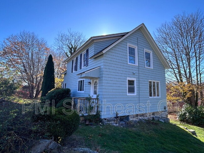 142 Old Norwich Rd in Waterford, CT - Building Photo - Building Photo
