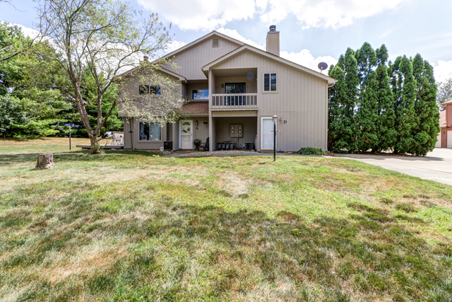 108 Burwash Ave in Savoy, IL - Building Photo