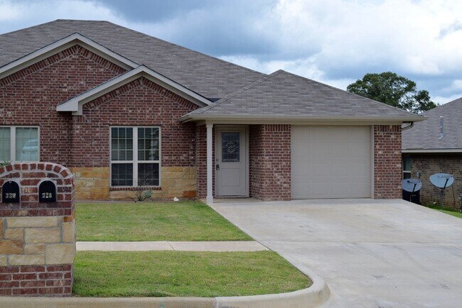 property at 328 Princess Place