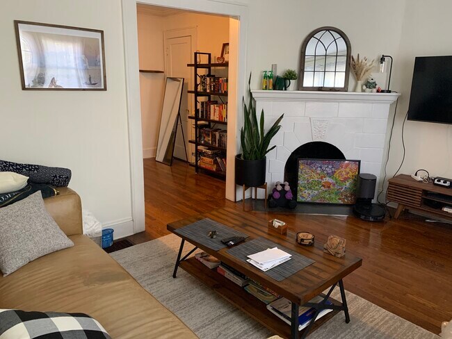 933 Ponce de Leon Pl NE in Atlanta, GA - Building Photo - Building Photo