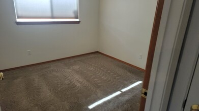 1648 E Devoe Ave in Spokane, WA - Building Photo - Building Photo