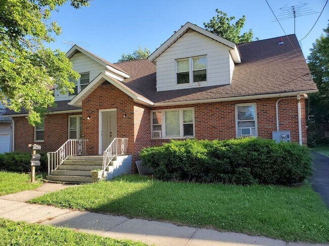 property at 116 Guilden St