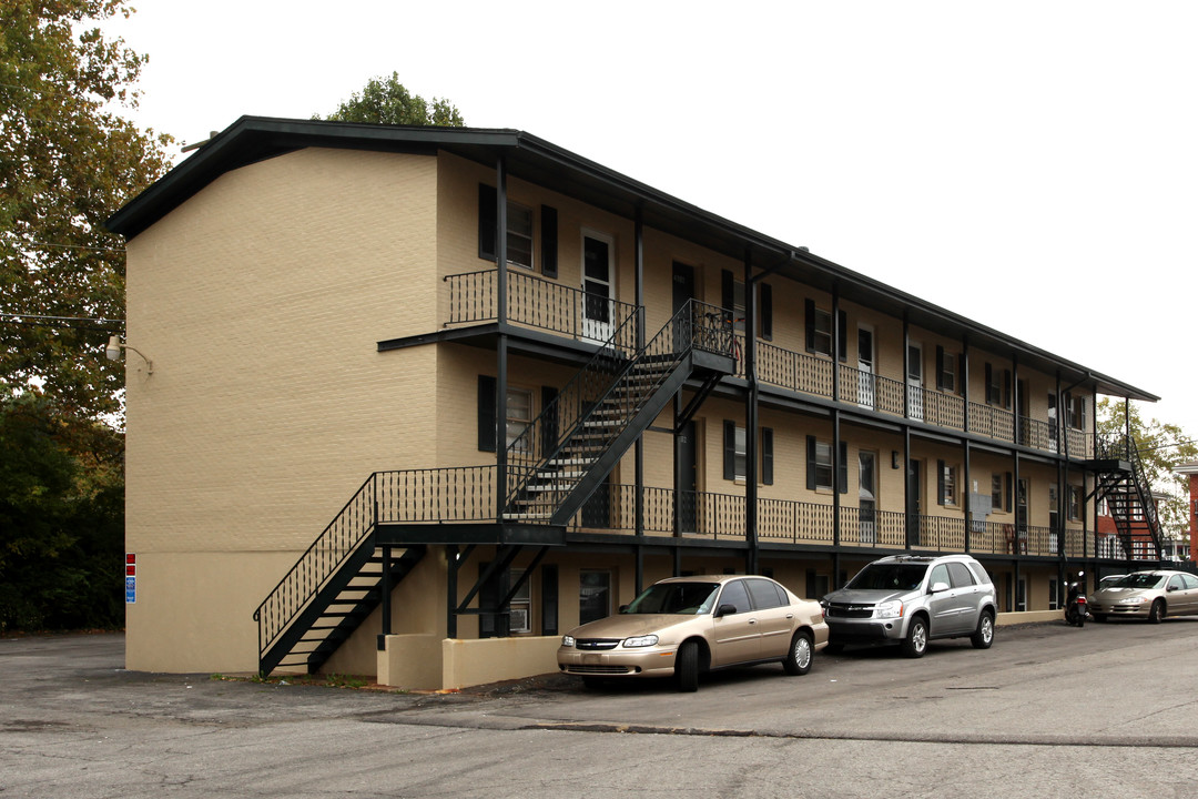 Zandale Green Apartments in Lexington, KY - Building Photo