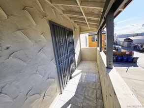 4056 Van Dyke Ave, Unit 4 in San Diego, CA - Building Photo - Building Photo
