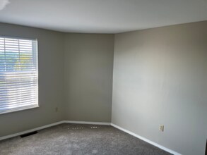 6 Griffin Ln in Fairfield, OH - Foto de edificio - Building Photo