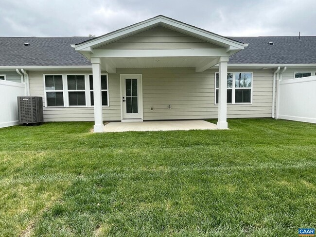 5127 LAZY BRANCH Ln in Keswick, VA - Building Photo - Building Photo
