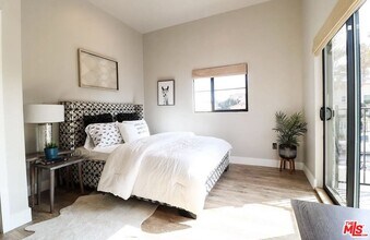 1253 S Plymouth Blvd in Los Angeles, CA - Building Photo - Building Photo