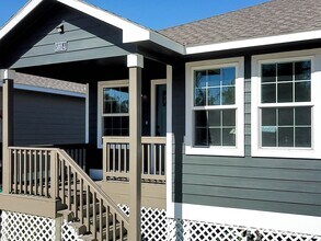 5905 Woodview Dr in Humble, TX - Building Photo - Building Photo