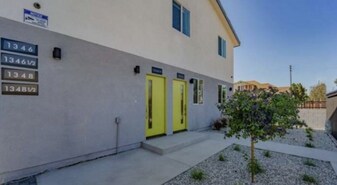 1346 E Vernon Ave, Unit 1346 in Los Angeles, CA - Building Photo