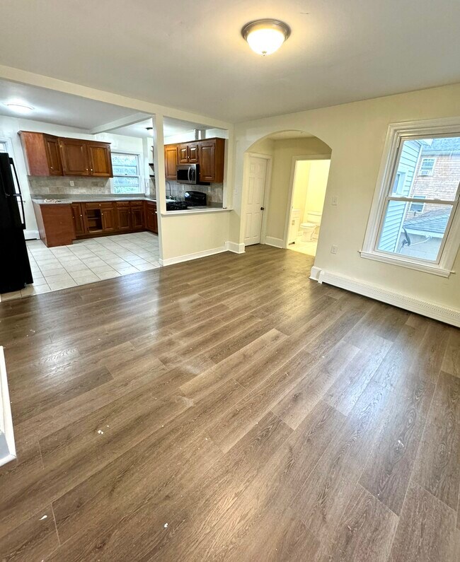 240 Quequechan St in Fall River, MA - Building Photo - Building Photo