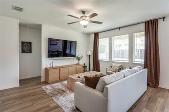 509 Poplar St in Princeton, TX - Building Photo - Building Photo