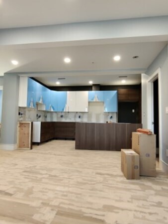 9 University Rd, Unit 1 in Brookline, MA - Building Photo