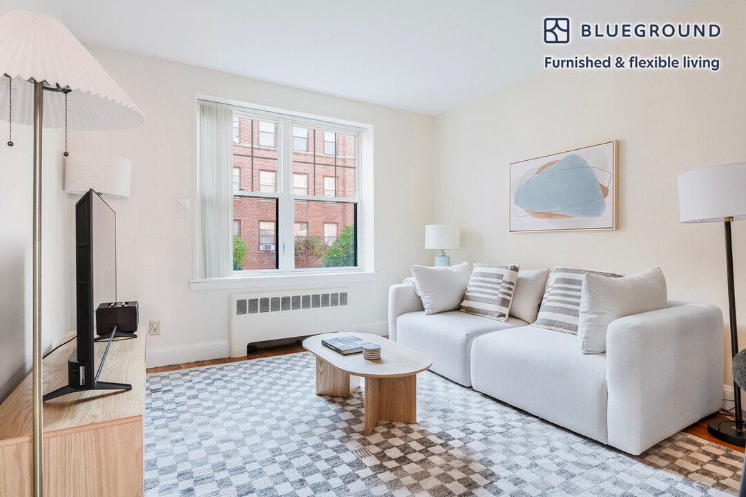 266 Harvard St in Cambridge, MA - Foto de edificio