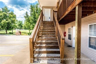 1437 Sligo St-Unit -APT 5 in Fayetteville, AR - Building Photo - Building Photo