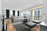 1250 S Michigan Ave, Unit 2502 in Chicago, IL - Building Photo - Building Photo