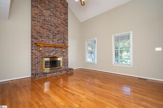 8 Brookford Ct in Greenville, SC - Building Photo - Building Photo