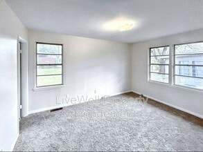 1205 Woodward Rd in Birmingham, AL - Building Photo - Building Photo