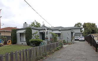 746-748 Vera Ave in Redwood City, CA - Building Photo