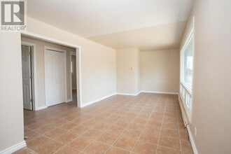 84 Wallace Terrace in Sault Ste Marie, ON - Building Photo - Building Photo