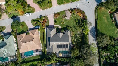 720 Turkey Oak Ln in Naples, FL - Foto de edificio - Building Photo