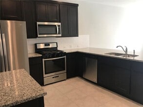 1721 Artesian Spgs Xing in Leander, TX - Building Photo - Building Photo