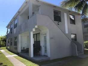 1800 Normandy Dr in Miami Beach, FL - Building Photo - Other