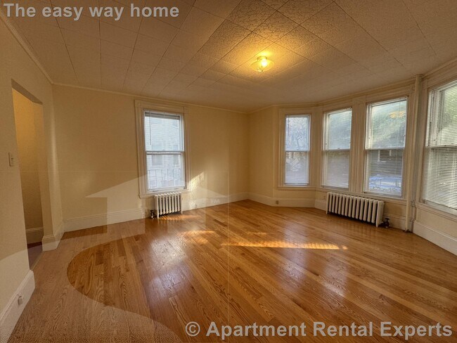 381 Harvard St in Cambridge, MA - Building Photo - Building Photo