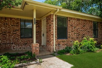 203 Pecan St in Cibolo, TX - Building Photo - Building Photo