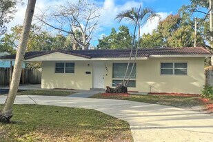 1442 SW 10th St in Fort Lauderdale, FL - Building Photo