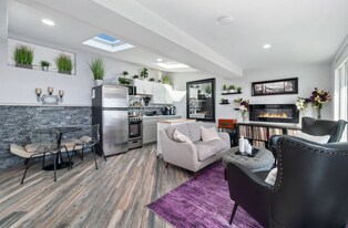 6120 E 60th Pl in Commerce City, CO - Building Photo