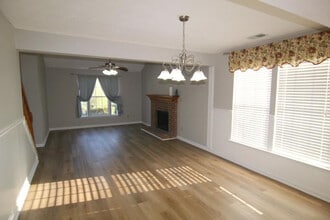 Room in House on Douglas Fir Ct in Alpharetta, GA - Building Photo - Building Photo