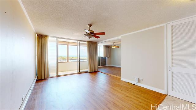 1676 Ala Moana Blvd in Honolulu, HI - Building Photo - Building Photo
