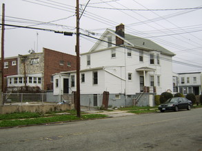 1168 E 221st St in Bronx, NY - Building Photo - Building Photo