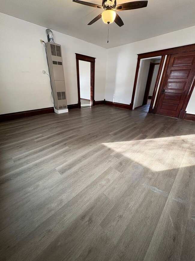 16721 S 3rd St in Galesville, WI - Building Photo - Building Photo