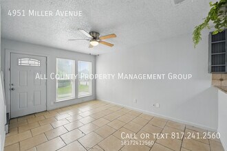4951 Miller Ave in Fort Worth, TX - Building Photo - Building Photo
