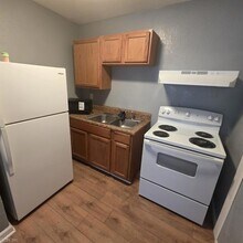 201 Dixie Ave, Unit A in Portsmouth, VA - Building Photo - Building Photo