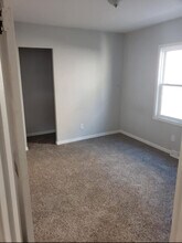 2802 S Chicago Ave in South Milwaukee, WI - Building Photo - Building Photo