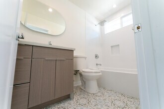 833 20th St in Santa Monica, CA - Building Photo - Building Photo