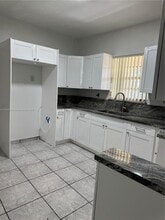 613 NW 58th Ave in Miami, FL - Building Photo - Building Photo