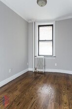 326 E 35th St, Unit 21 in New York, NY - Building Photo - Building Photo