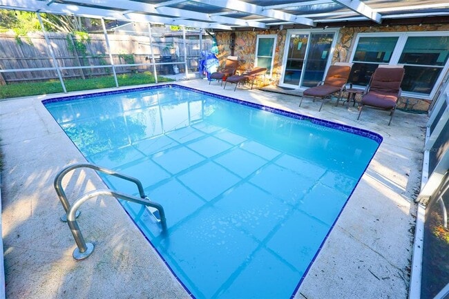 2227 Granger Dr in Clearwater, FL - Building Photo - Building Photo