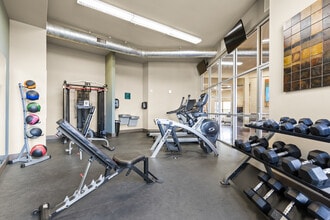 Urban Square in Denton, TX - Foto de edificio - Interior Photo