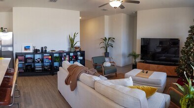 3305 Kaufman Ct in Oak Point, TX - Building Photo - Building Photo