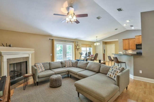 3513 Larkspur Ln in Tallahassee, FL - Building Photo - Building Photo