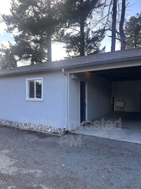 property at 530 Talmage Rd