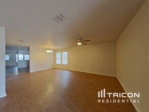 8769 Garden Springs Dr in Fort Worth, TX - Building Photo - Building Photo